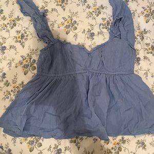 FLUTTER SLEEVE BABYDOLL TOP